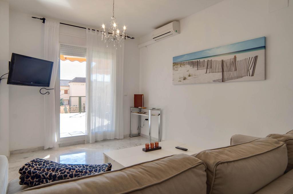 Apartament Apartamento Alta Loma With Bbq, Sea Views, Pool, Wifi Sleeps 6 Fuengirola Zewnętrze zdjęcie